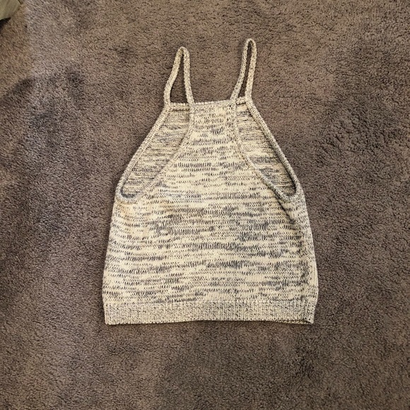 Black and White tank top - Picture 3 of 3